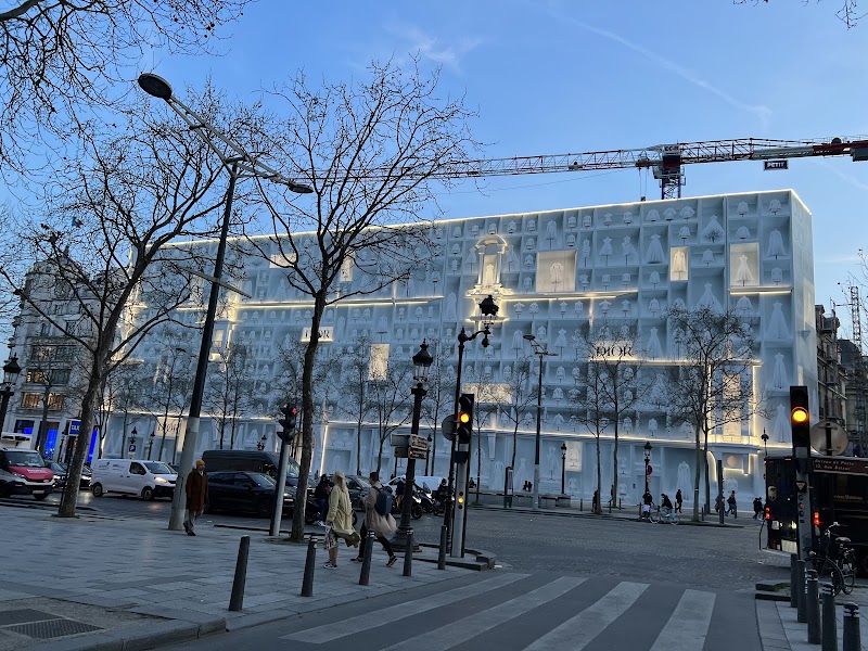 Champs-Élysées - Champs-Élysées Av. des Champs-Élysées, 75008 Paris, France