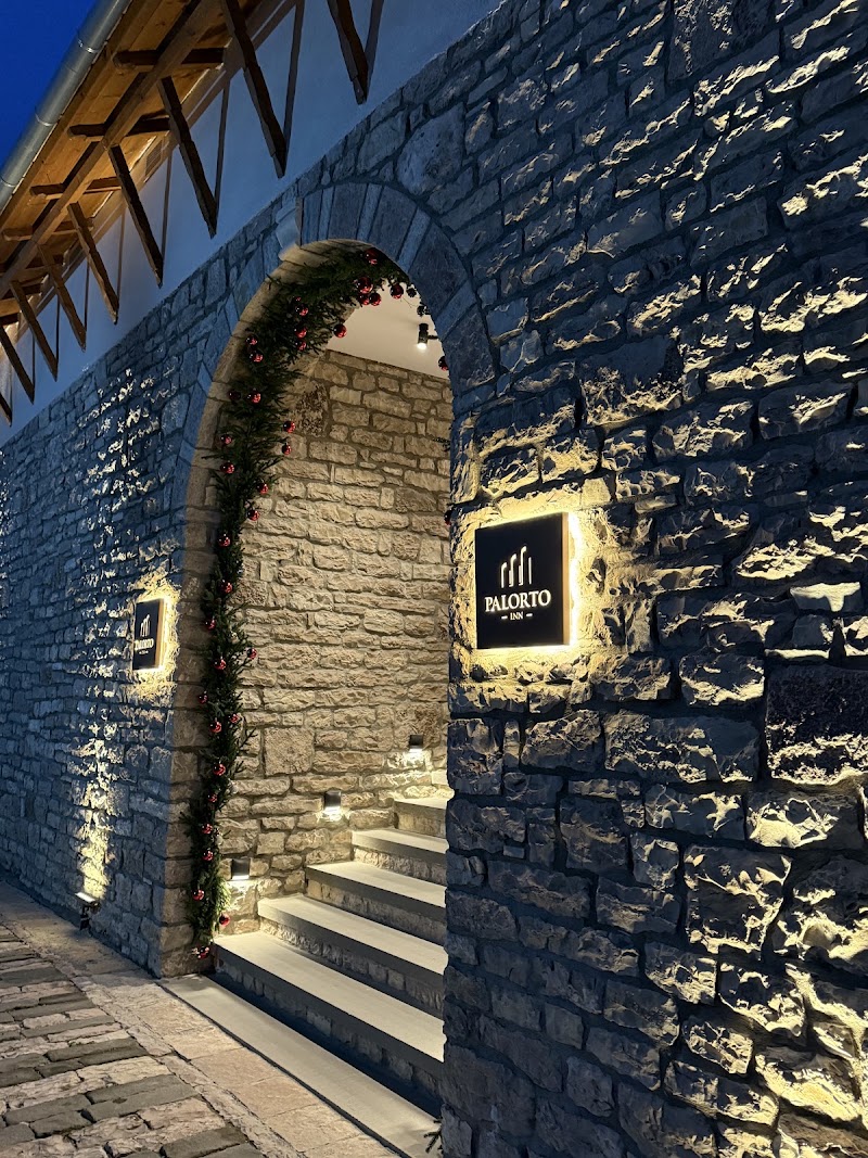 Palorto Inn - Palorto Inn Rruga Hysen Hoxha, Gjirokastër 6001, Albania