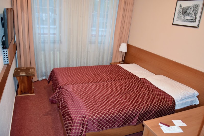 Hotel Dominika - Hotel Dominika, Vlastenecké námestie 3, 851 01 Bratislava-Petržalka, Slovakia