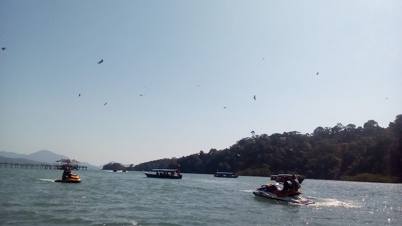 Chenang Beach Watersport Sdn. Bhd. - Chenang Beach Watersport Sdn. Bhd. 16, Jalan Pantai Chenang, Kampung Lubok Buaya, 07000 Langkawi, Kedah, Malaysia