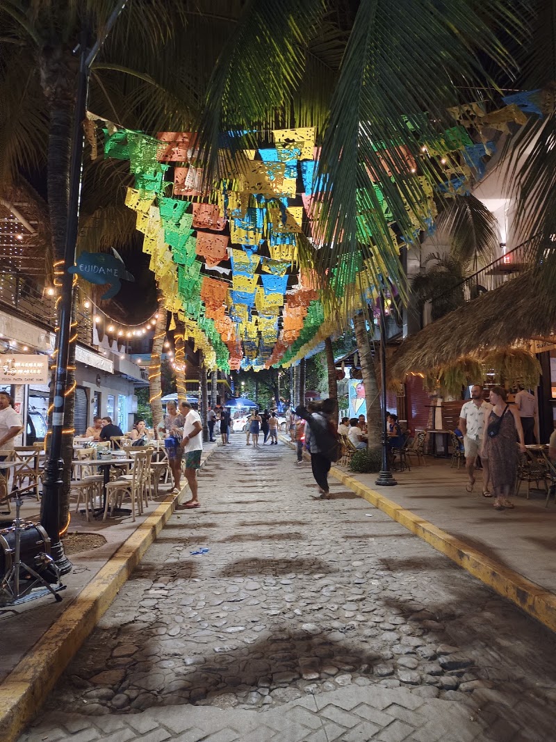 Sayulita Nayarit Mexico - Sayulita Nayarit Mexico Av. Revolución 88, 63728 Sayulita, Nay., Mexico