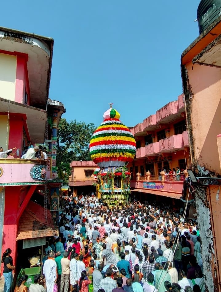 Shri Idagunji Mahaganapati Temple - Shri Idagunji Mahaganapati Temple, 6FJV+4P7, Idagunji Rd, Idagunji Katri, Melin-Idgunji, Karnataka 581423, India