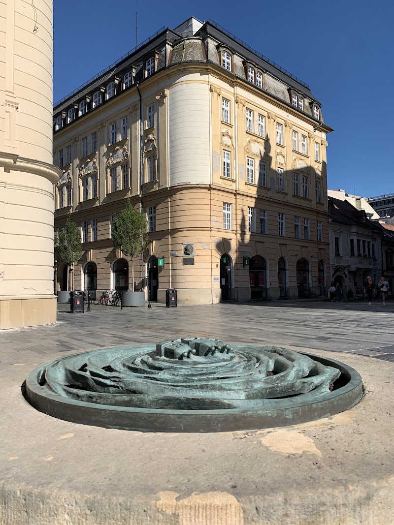 Primacial Palace - Primacial Palace, Primaciálne námestie 2, 811 01 Bratislava, Slovakia