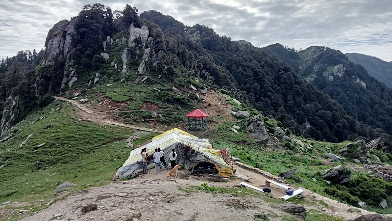 Teesri, Churdhar Trek 2nd Stop - Teesri, Churdhar Trek 2nd Stop, VF84+8M2, Dabas - Sarain Rd, Himachal Pradesh 171211, India