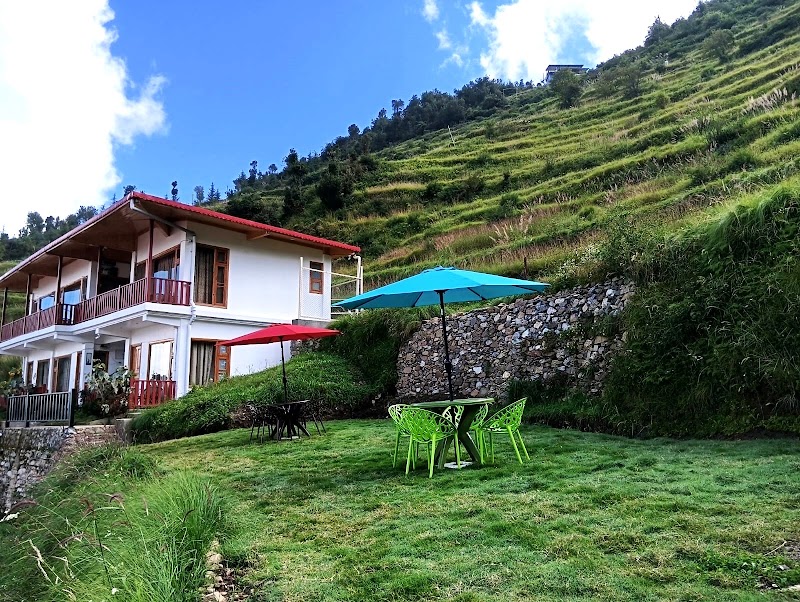 The Vintage hill village resort - The Vintage hill village resort Village, PO, off Mussoorie - Chamba Road, Bhamorikhal, Jwarna, Kanatal Dhanolti, Tehri Range, Uttarakhand 249145 Bhamorikhal, Tehri Range, Uttarakhand 249145, India