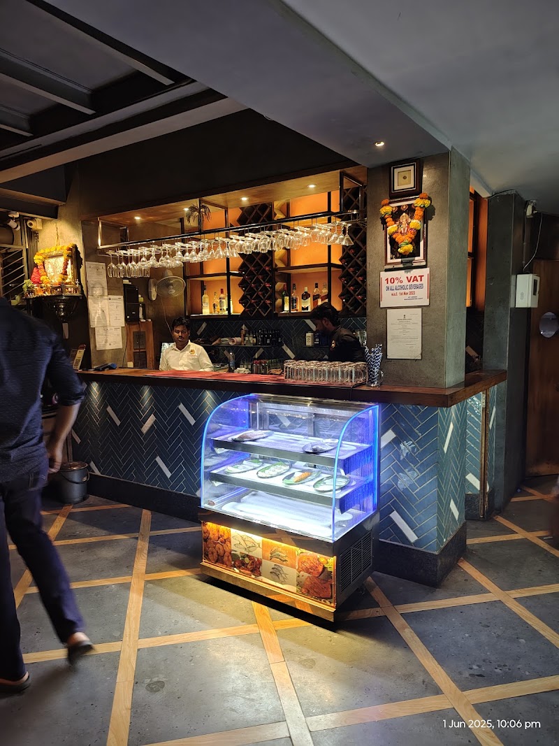 Ratnagiri Coastal Bar - Ratnagiri Coastal Bar Gurunanak Rd, Near Bandra Railway Station, Patkar Blocks, Bandra West, Mumbai, Maharashtra 400050, India