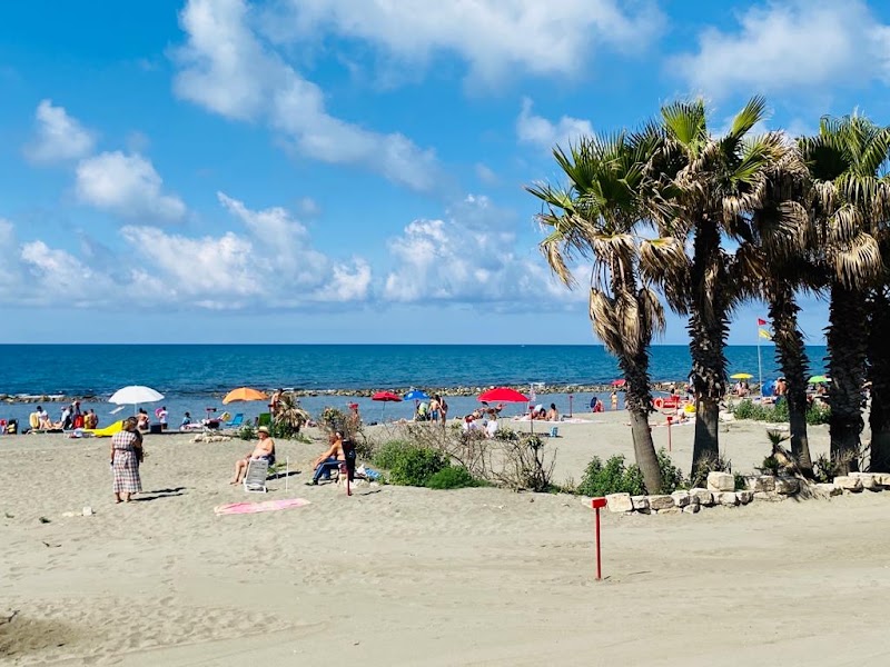Spiaggia libera Verde - Spiaggia libera Verde, Lm Toscanelli/S. Agostino, 00121 Lido di Ostia RM, Italy
