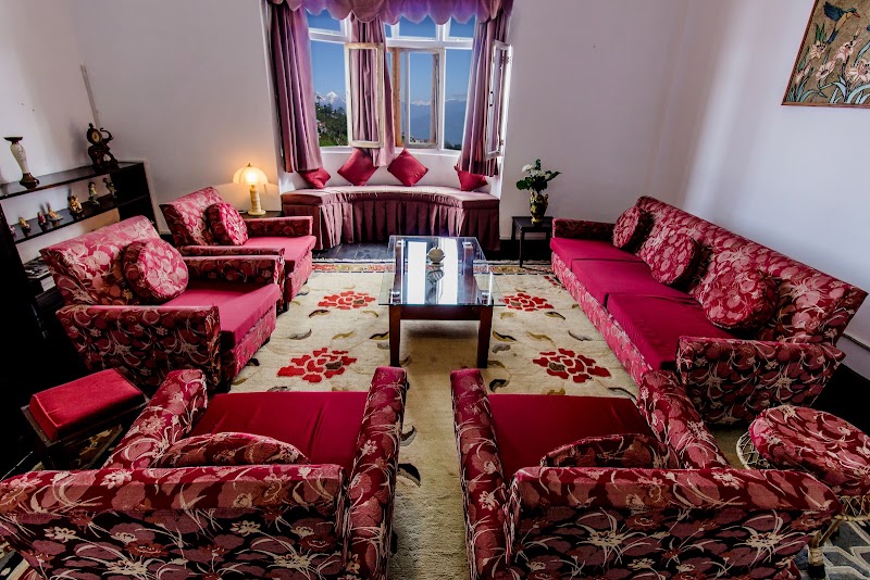 Central Gleneagles Heritage Resort-The Mall Road Darjeeling - Central Gleneagles Heritage Resort-The Mall Road Darjeeling TATA Bungalow, The, Mall Rd, opp. Mahakal temple, Chauk Bazaar, Darjeeling, West Bengal 734101, India