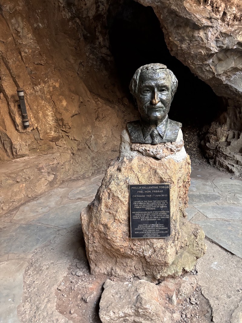 Maropeng: Official Visitor Centre for the Cradle of Humankind World Heritage site - Maropeng: Official Visitor Centre for the Cradle of Humankind World Heritage site, R400, 1911, South Africa