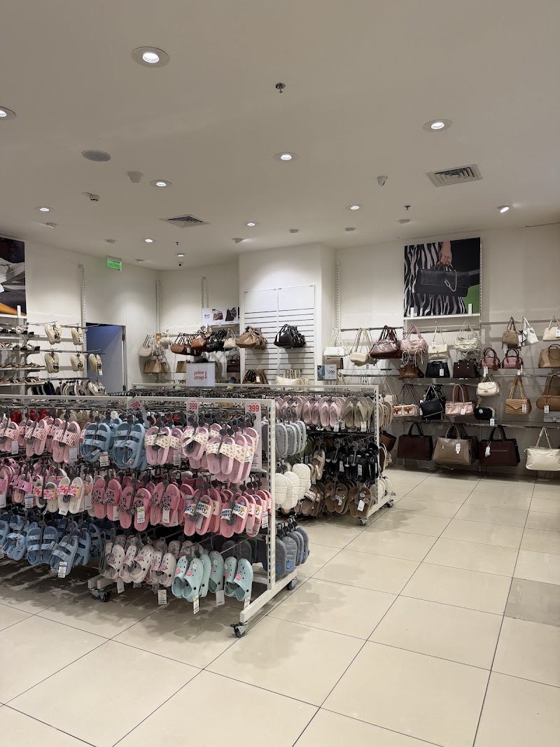 Max - Max 1st Floor LakeShore Mall Thane West Eastern Express Highway, Service Rd, Laxmi Nagar, Thane West, Thane, Maharashtra 400601, India