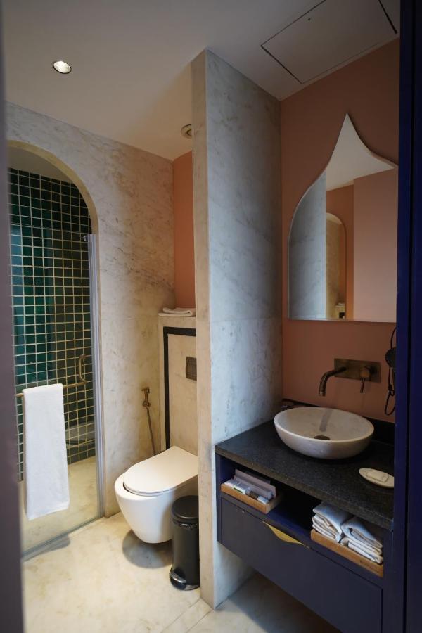 BUR'dera - A Boutique Hotel - BUR'dera - A Boutique Hotel, E-83 West, SL Marg, Near Airport, Lal Bahadur Nagar, Chandrakala Colony, Durgapura, Jaipur, Rajasthan 302018, India
