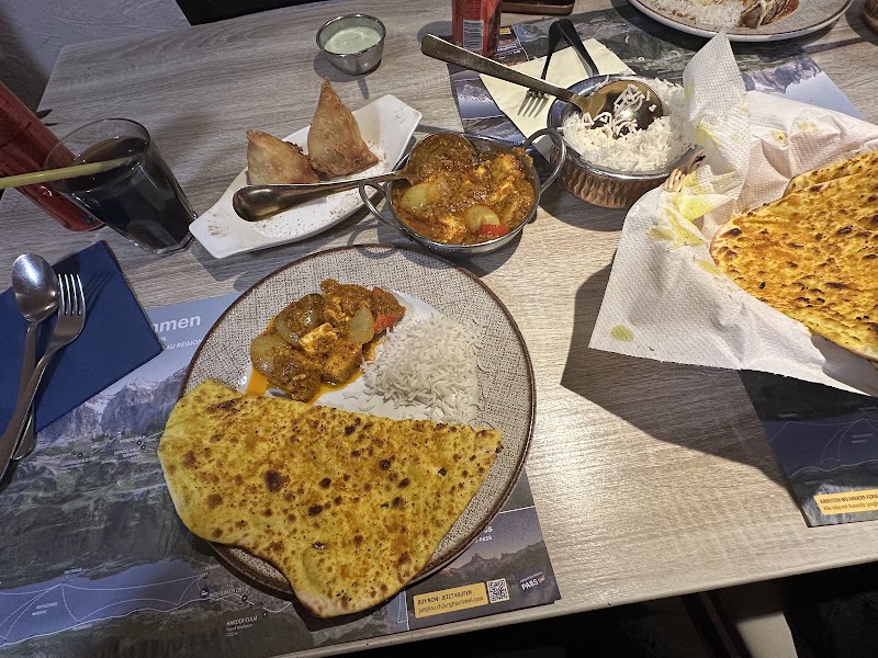 SPICE VILLAGE INDIAN RESTAURANT & Tandoori Specialist - SPICE VILLAGE INDIAN RESTAURANT & Tandoori Specialist, Located in, Hotel Toscana, Jungfraustrasse 9, 3800 Interlaken, Switzerland