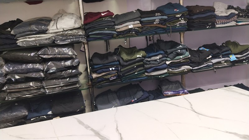 ONE MAN sports & men's wear - ONE MAN sports & men's wear, Manu Chowk, Tikrapara, Bilaspur, Chhattisgarh 495004, India