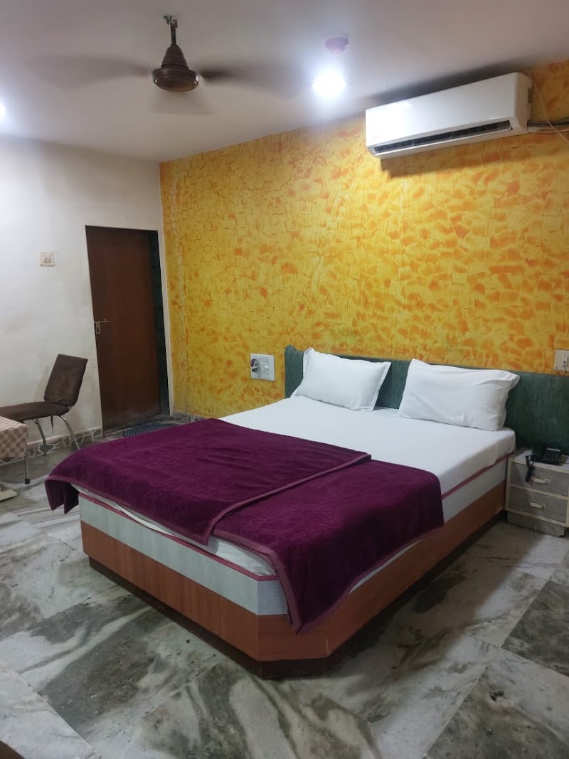 Hotel Sea View Bar and Restaurant - Hotel Sea View Bar and Restaurant, Ghoghla Beach Diu-Una Rd Diu Daman and Diu, Diu, Ghoghola, Dadra and Nagar Haveli and Daman and Diu 362540, India