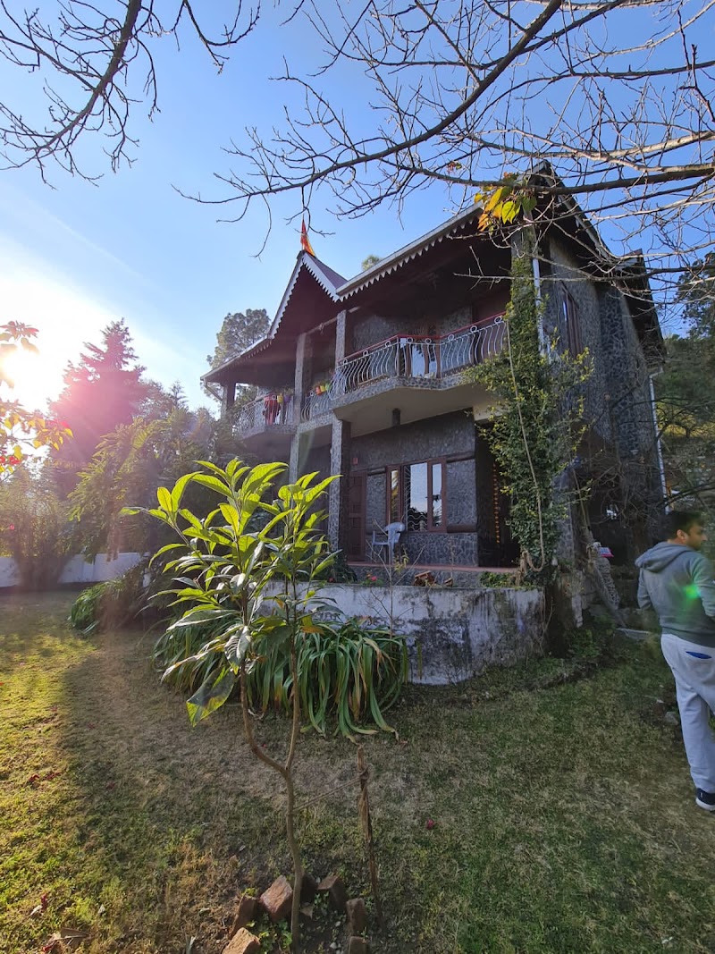 The Pine Trees Place - The Pine Trees Place, Aastha Cottages, 9GGJ+X63, next to Pindari Cottage, Farsoli, Nagri Gaon, Uttarakhand 263132, India