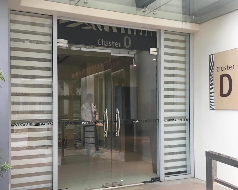 Del's Condotel - Del's Condotel, Cluster A, Newport City, Resort Dr, Pasay City, 1300 Metro Manila, Philippines