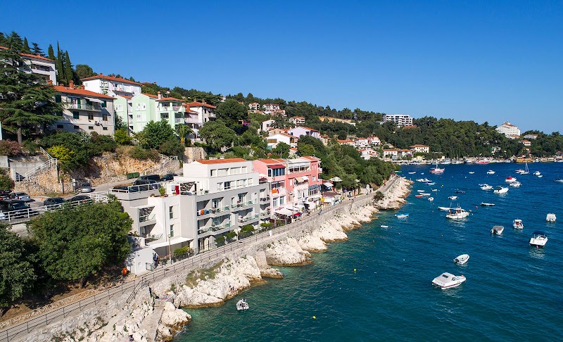 Adoral Boutique Hotel
