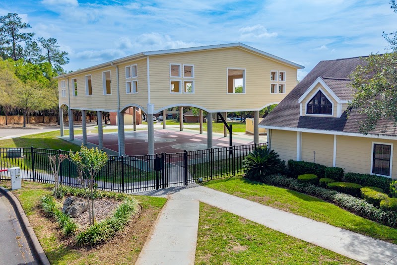 Crossing at Santa Fe Apartments - Crossing at Santa Fe Apartments 3205 NW 83 St, Gainesville, FL 32606, USA