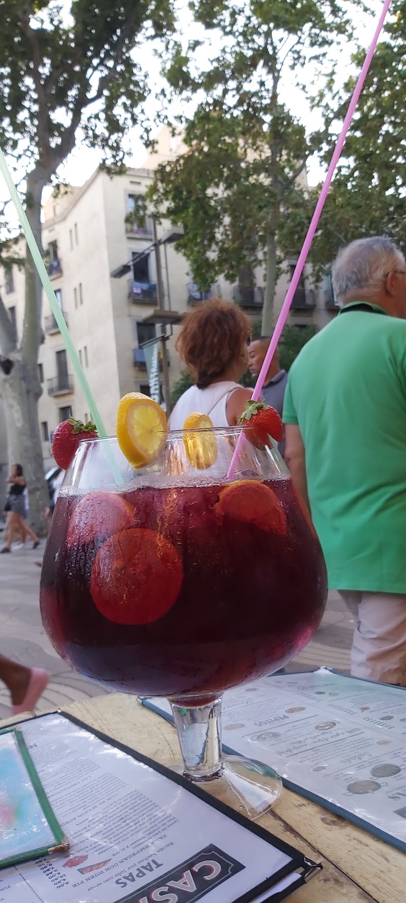 Sagrada Familia Guided Tour & Barcelona Old Town - Sagrada Familia Guided Tour & Barcelona Old Town Pl. de Catalunya, 9, Eixample, 08002 Barcelona, Spain