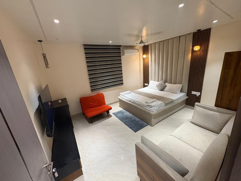 Luxury Sangam Stays - Luxury Sangam Stays FV43+287, Darbhanga Colony, George Town, Prayagraj, Uttar Pradesh 211002, India