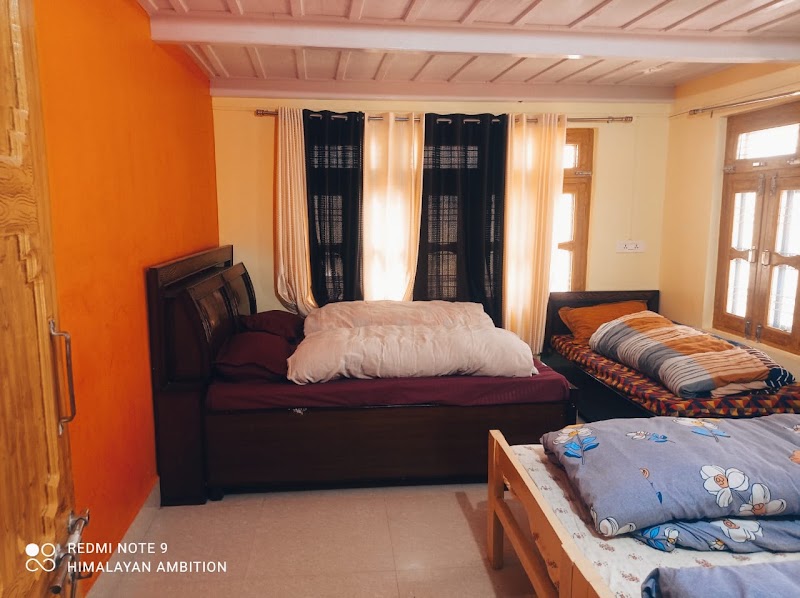 Apple Orchard Homestay - Apple Orchard Homestay, Sankri Sankri, Mori-Sankari Rd, Mori, Motwat, Uttarakhand 249128, India