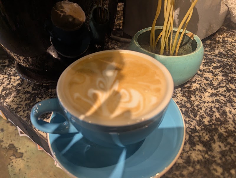 Common Grounds Coffeehouse - Common Grounds Coffeehouse, 4321 SE Hawthorne Blvd, Portland, OR 97215, USA