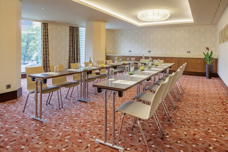 DoubleTree by Hilton Bratislava - DoubleTree by Hilton Bratislava, Trnavská cesta 27/A, 831 04 Bratislava-Nové Mesto, Slovakia