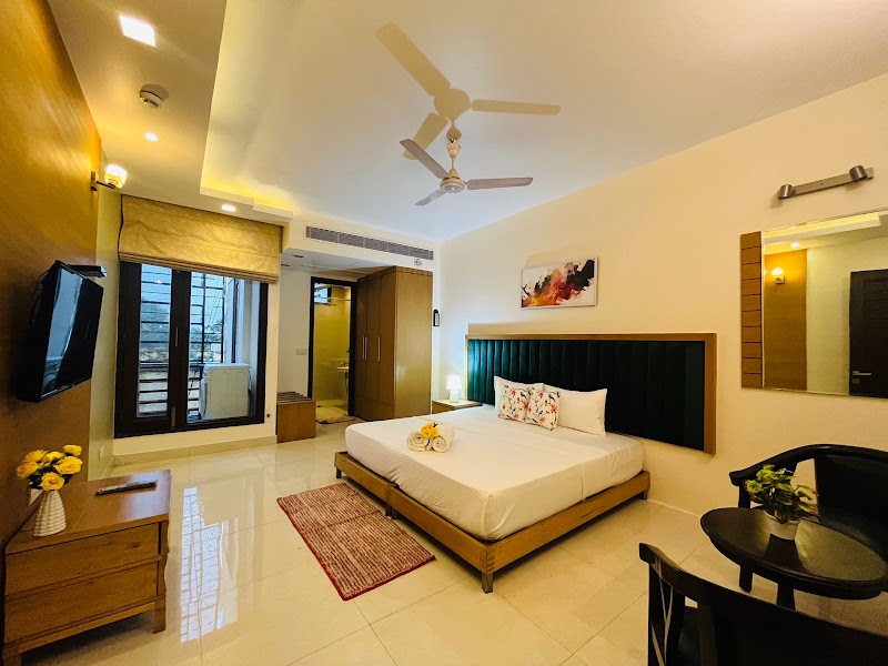 Olive Service Apartments Greater Kailash 1 - Olive Service Apartments Greater Kailash 1, W-57, S Swaran Singh Bhandari Marg, Greater Kailash-1, W Block, Greater Kailash I, Greater Kailash, New Delhi, Delhi 110048, India
