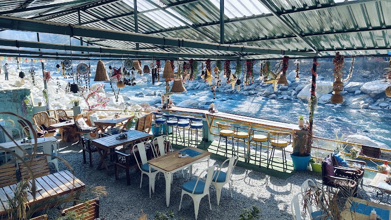 Asherwoods cafe, cottages and camps - Asherwoods cafe, cottages and camps Village katagla, Kasol, Himachal Pradesh 175105, India