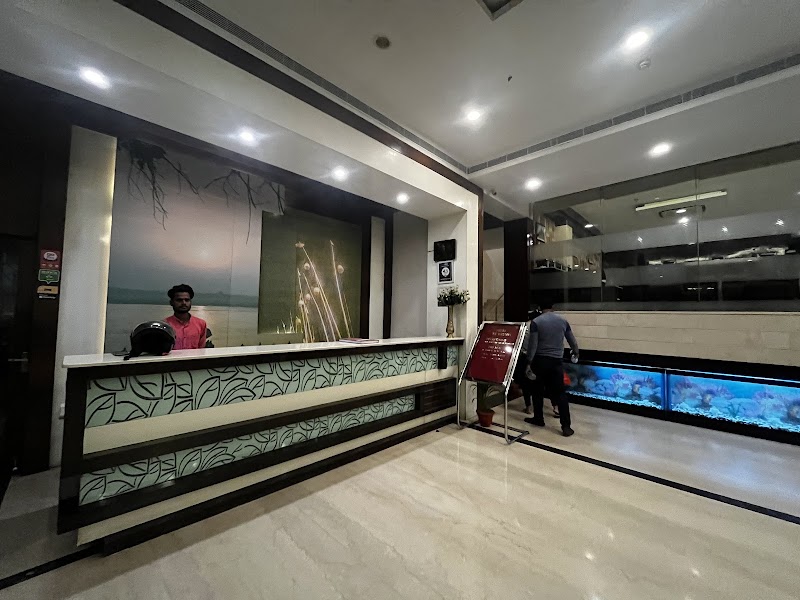 Hotel The Westinn Varanasi - Hotel The Westinn Varanasi S20/52-2A-1 The Mall Rd Cantonment, Varuna Bridge, Nepali Kothi, Varanasi, Uttar Pradesh 221002, India