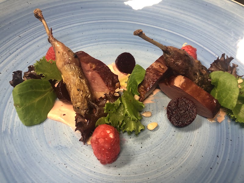 Hotel Restaurant Crasborn - Hotel Restaurant Crasborn Hoogstraat 6, 6017 AR Thorn, Netherlands