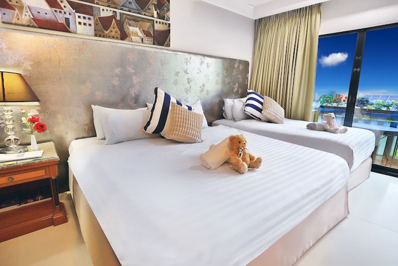 Diamond City Hotel