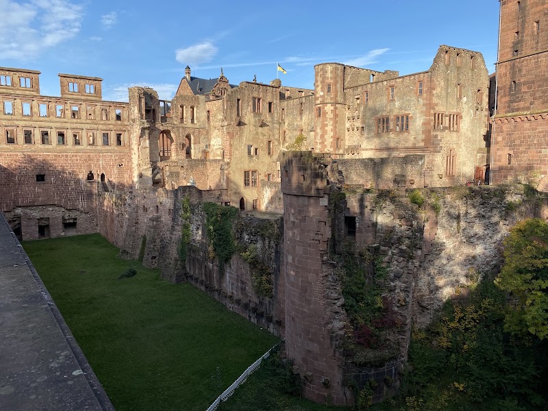 Schlosshof 1 - Schlosshof 1, 69117 Heidelberg, Germany
