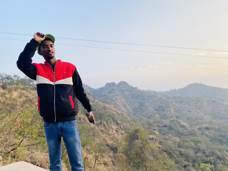 Khera Sunset Point - Khera Sunset Point RVC9+WPH, Baddi Rd, Khera, Gariran, Haryana 134102, India