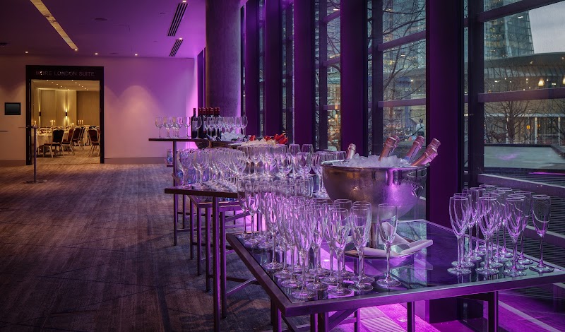 Hilton London Tower Bridge - Hilton London Tower Bridge, 5 More London Pl, Tooley St, London SE1 2BY, UK
