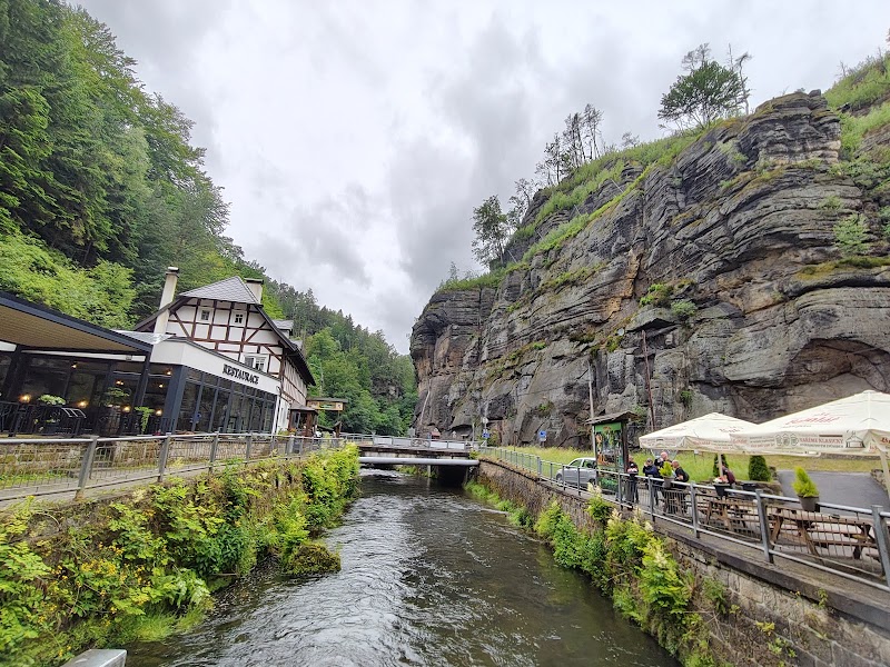 Canyon Parking - Canyon Parking, Hřensko, 407 17 Kamenice-Hřensko, Czechia