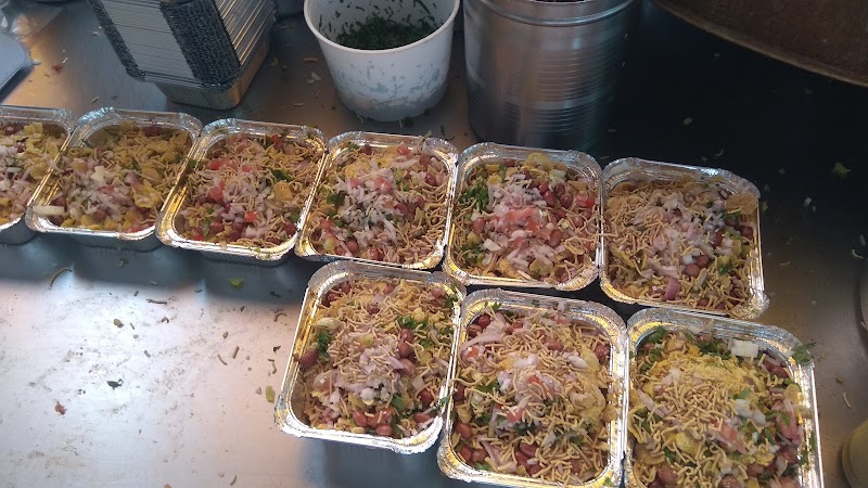 ABHISHEK FOOD AND CHAT BHANDAR - ABHISHEK FOOD AND CHAT BHANDAR Shop No.1, Kings Rd, Rail Nagar, Nirman Nagar, Choupati, Jaipur, Jaipur Nagar Nigam Area, Rajasthan 302019, India