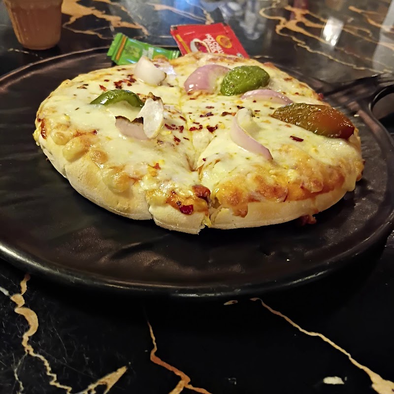 Chai Sutta Bar Lanka Varanasi - Chai Sutta Bar Lanka Varanasi, Bharati Plaza, Assi Rd, near HDFC BANK, Lanka, Varanasi, Uttar Pradesh 221005, India