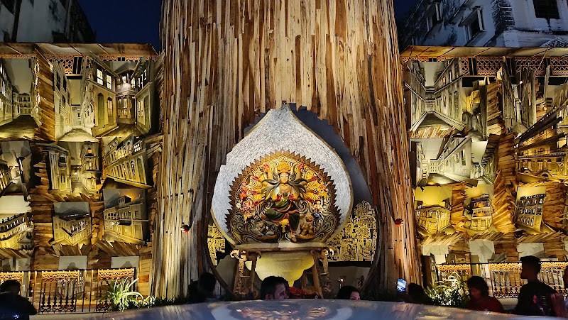 Maniktala Chaltabagan Lohapatty Durga Puja Committee - Maniktala Chaltabagan Lohapatty Durga Puja Committee, 159D, Vivekananda Rd, Manicktala, Azad Hind Bag, Machuabazar, Kolkata, West Bengal 700009, India
