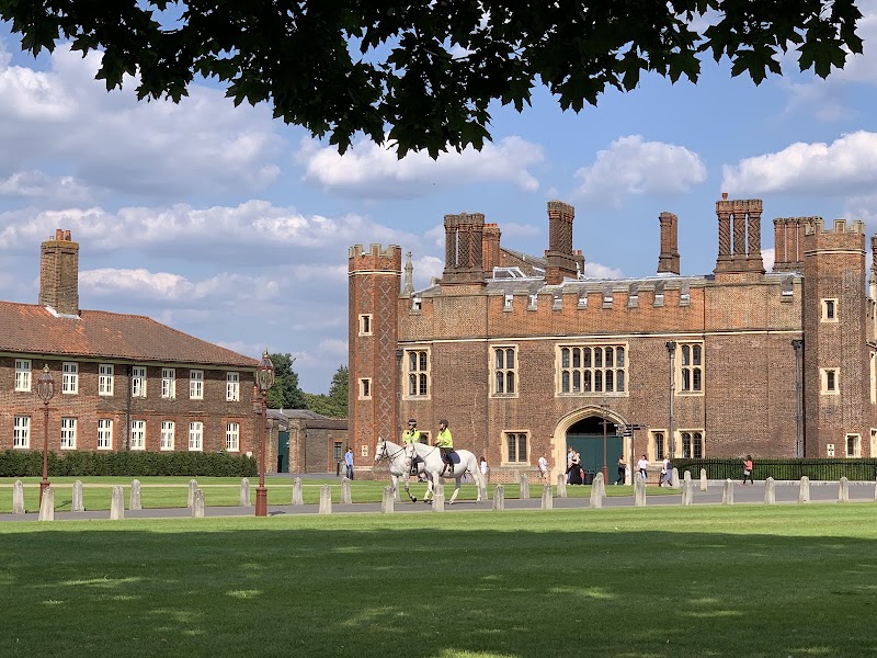 Hampton Court Palace - Hampton Court Palace Hampton Ct Way, Molesey, East Molesey KT8 9AU, UK