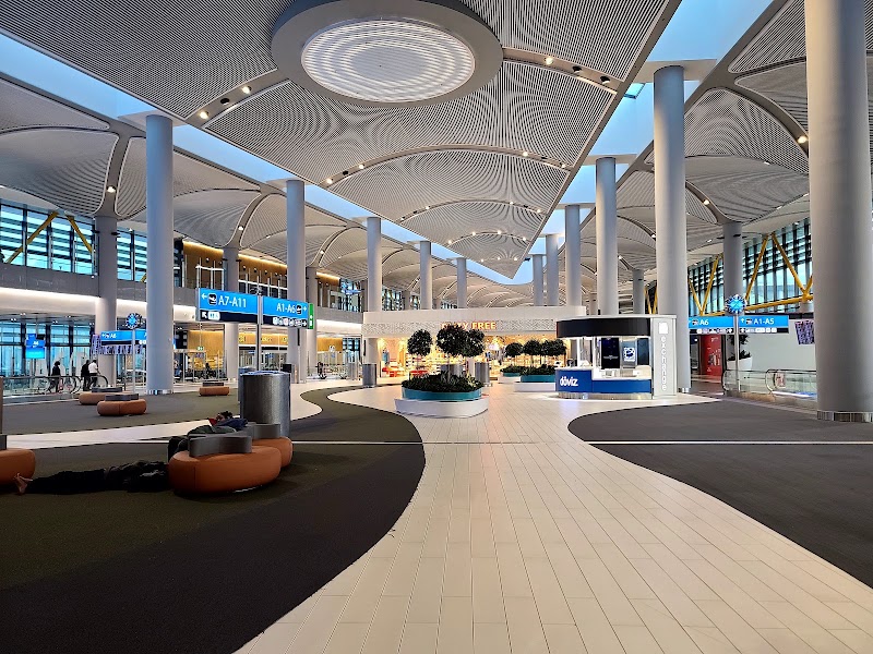 Istanbul Airport - Istanbul Airport Tayakadın, Terminal Caddesi No:1, 34283 Arnavutköy/İstanbul, Türkiye