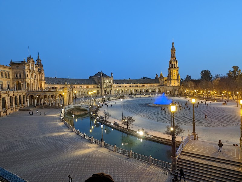 Fuente Plaza de España - Fuente Plaza de España 41013 Seville, Spain