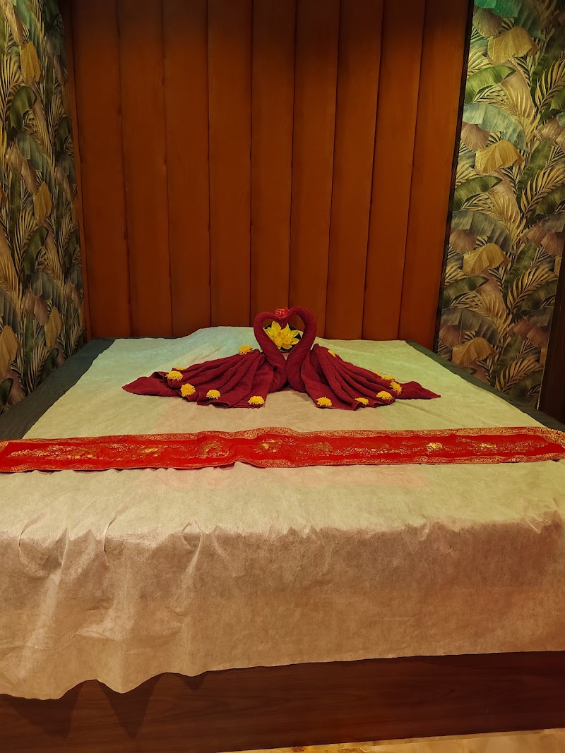 Reva Luxury Spa – Relaxation & Wellness in Himayath Nagar - Reva Luxury Spa – Relaxation & Wellness in Himayath Nagar 3-6-154, above Peter England Show Room, AP State Housing Board, Himayatnagar, Hyderabad, Telangana 500029, India