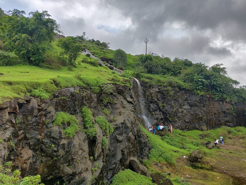 Lonavala Lake Waterfall - Lonavala Lake Waterfall lake road, Lonavala, Maharashtra 410402, India