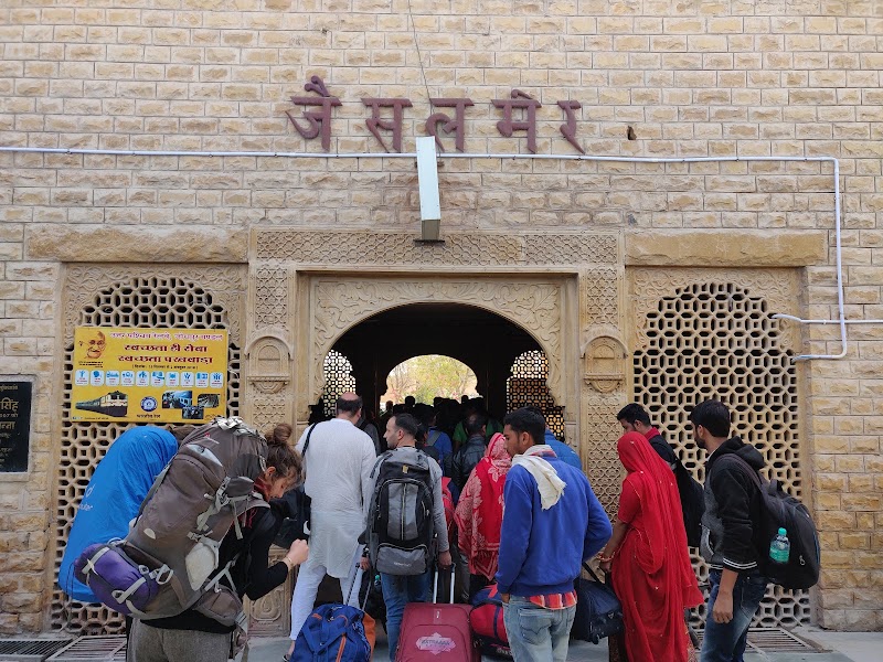 Jaisalmer - Jaisalmer, coulony, Gandhi Colony, Gandhi Nagar, Jaisalmer, Jaisalmer Muncipal Area, Rajasthan 345001, India