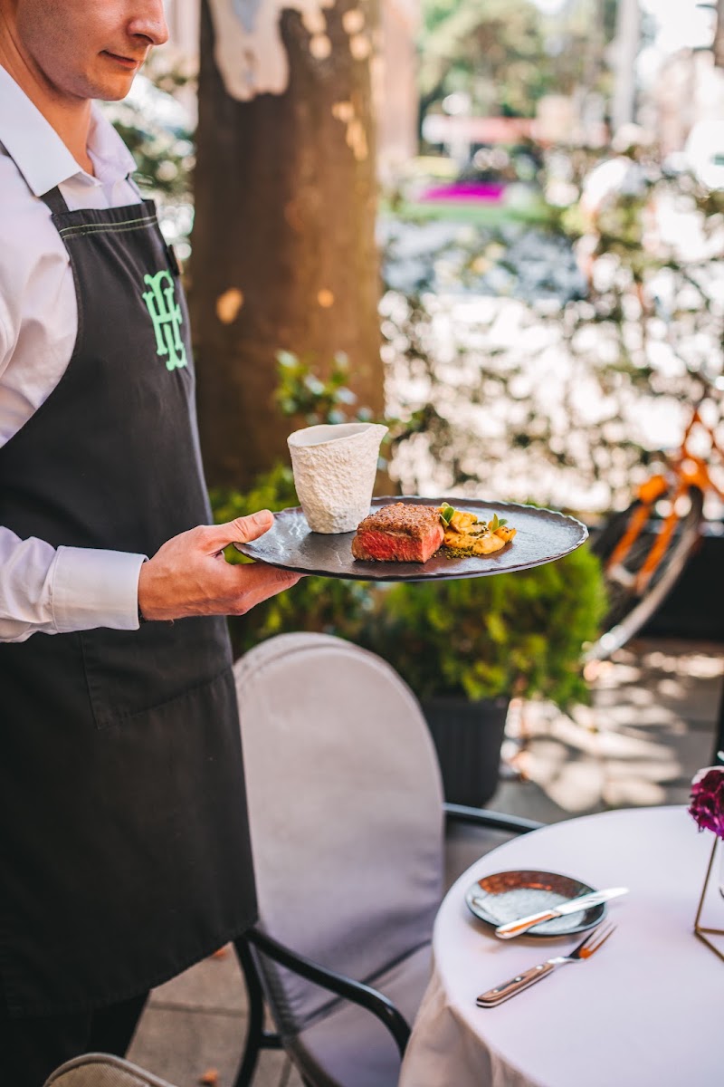 Le Bistro Esplanade - Le Bistro Esplanade Mihanovićeva ul. 1, 10000, Zagreb, Croatia