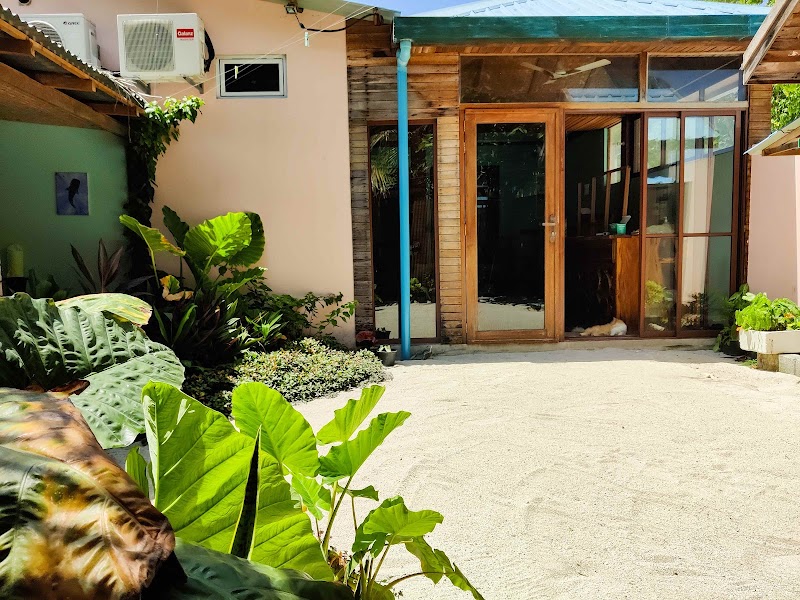 Akiri Surf Retreat - Akiri Surf Retreat Dhanduthere magu Thulusdhoo, Thulusdhoo 08040, Maldives