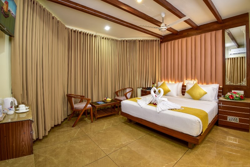 Krishnatheeram Ayur Holy Beach Resort Pvt. Ltd - Krishnatheeram Ayur Holy Beach Resort Pvt. Ltd N Cliff Rd, Thiruvambadi, Varkala, Kerala 695141, India
