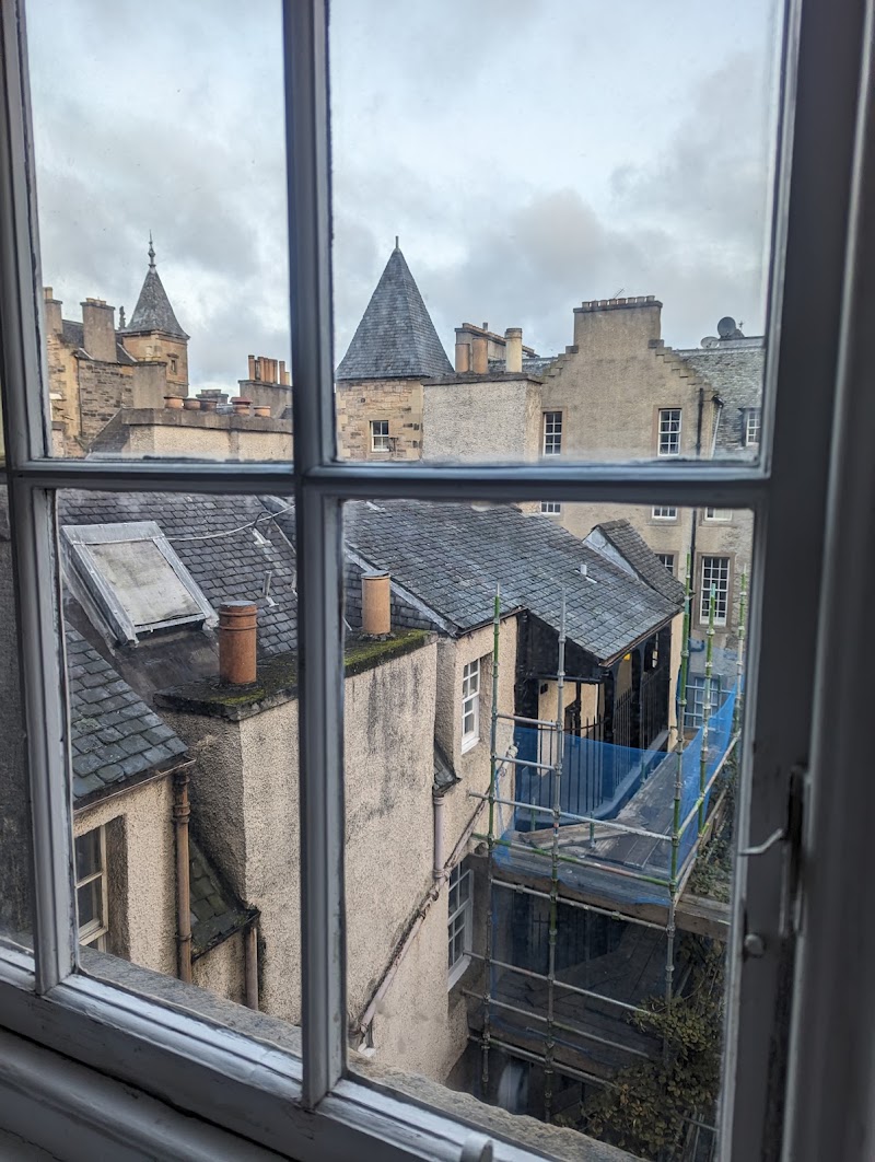 Royal Mile Suites by the Castle - Royal Mile Suites by the Castle, 493 Lawnmarket, Edinburgh EH1 2PB, UK