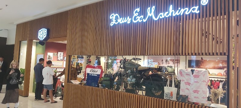 Deus Ex Machina - Grand Indonesia - Deus Ex Machina - Grand Indonesia, Skybridge Level 2, Grand Indonesia, Jl. M.H. Thamrin No.1, Kb. Melati, Kecamatan Tanah Abang, Kota Jakarta Pusat, Daerah Khusus Ibukota Jakarta 10310, Indonesia